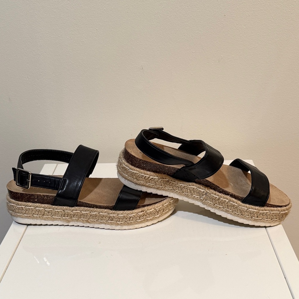 Madden Girl Black Espadrille Sandals size 8 - Picture 6 of 9